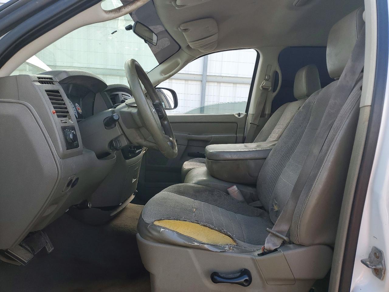 2008 Dodge Ram 1500 St - Image 7