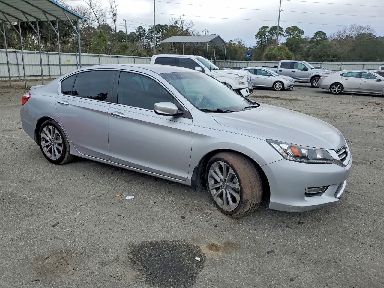 2013 Honda Accord Sport - Image 4