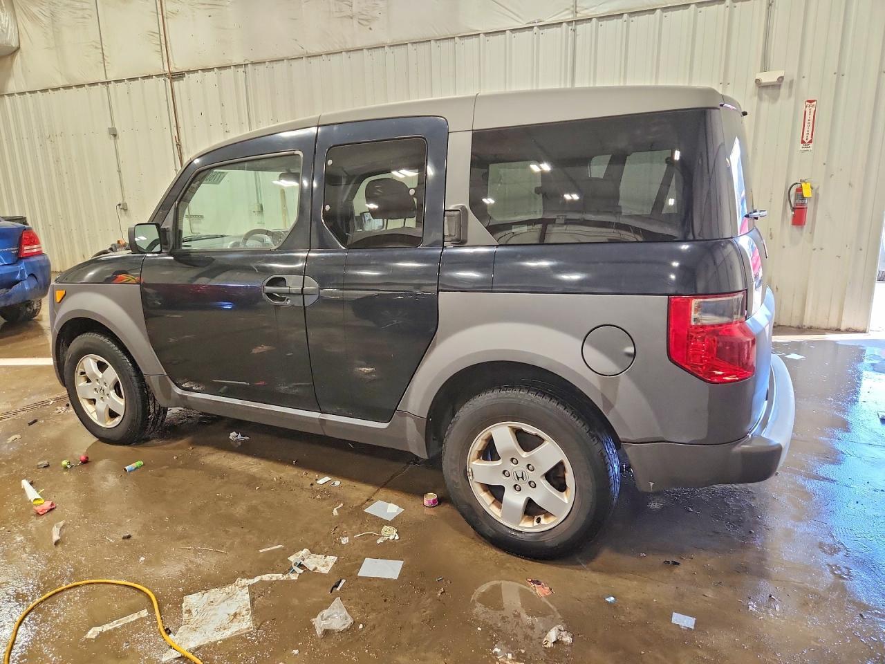 2003 Honda Element Ex - Image 2