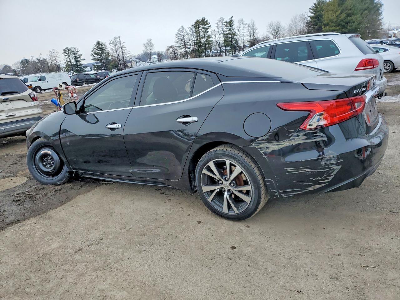 2017 Nissan Maxima - Image 2