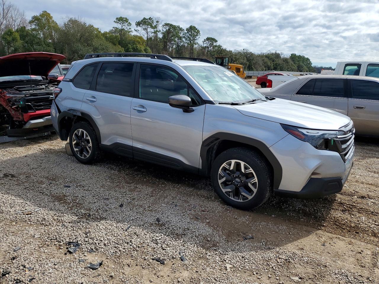 2025 Subaru Forester Premium - Фото 4