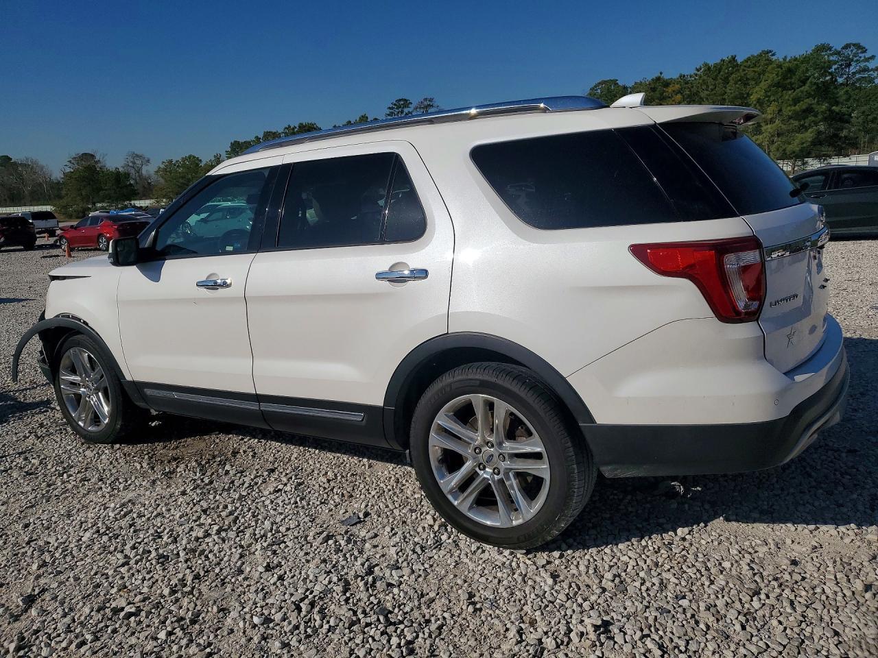 2017 Ford Explorer Limited - Фото 2