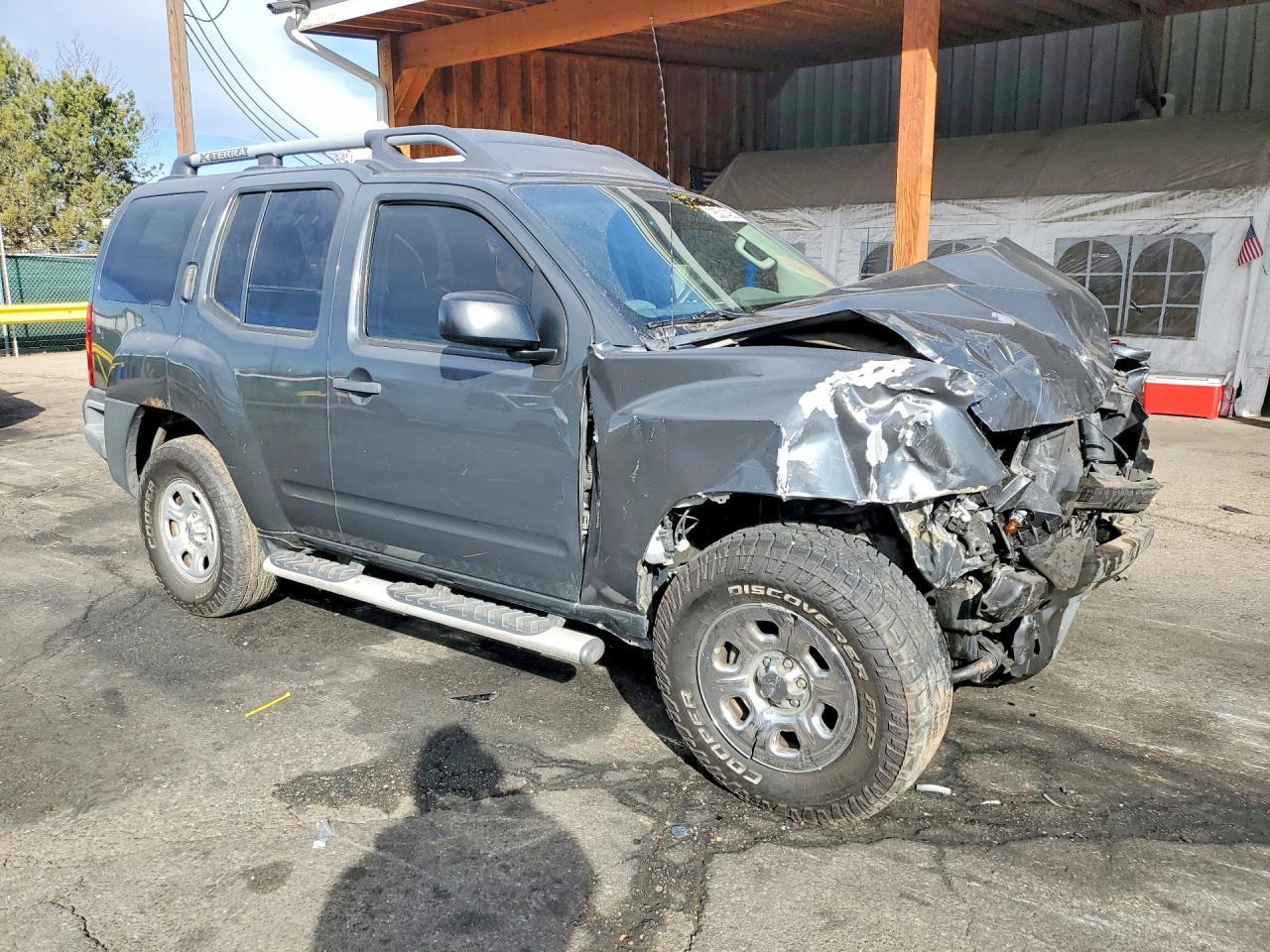 2013 Nissan Xterra X - Image 4