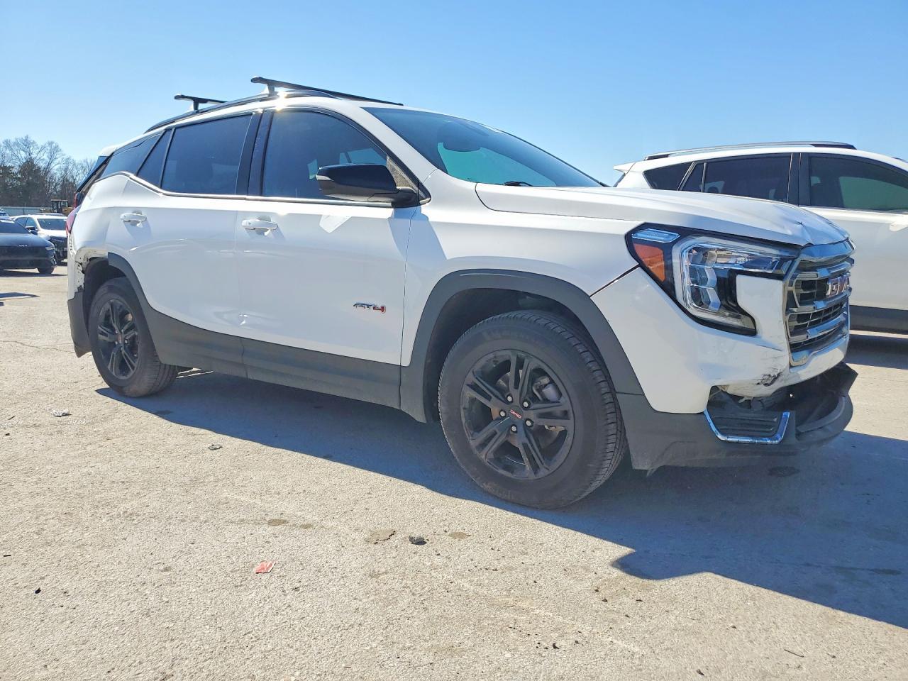 2022 GMC Terrain At4 - Фото 4