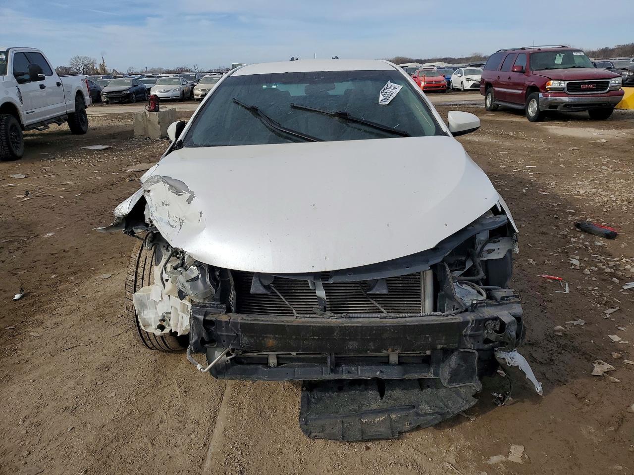 2015 Toyota Camry Le - Фото 5