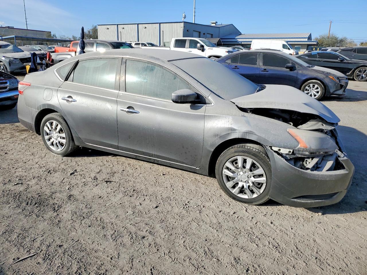 2015 Nissan Sentra S - Фото 4