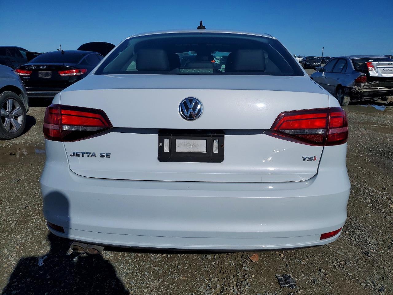 2017 Volkswagen Jetta Se - Фото 6