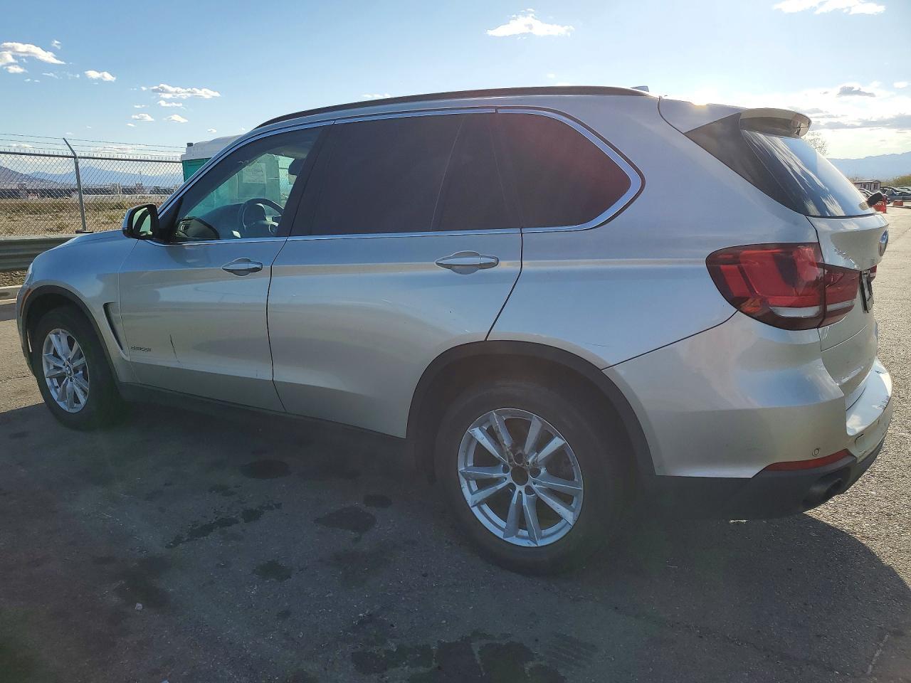 2014 BMW X5 Sdrive35I - Фото 2