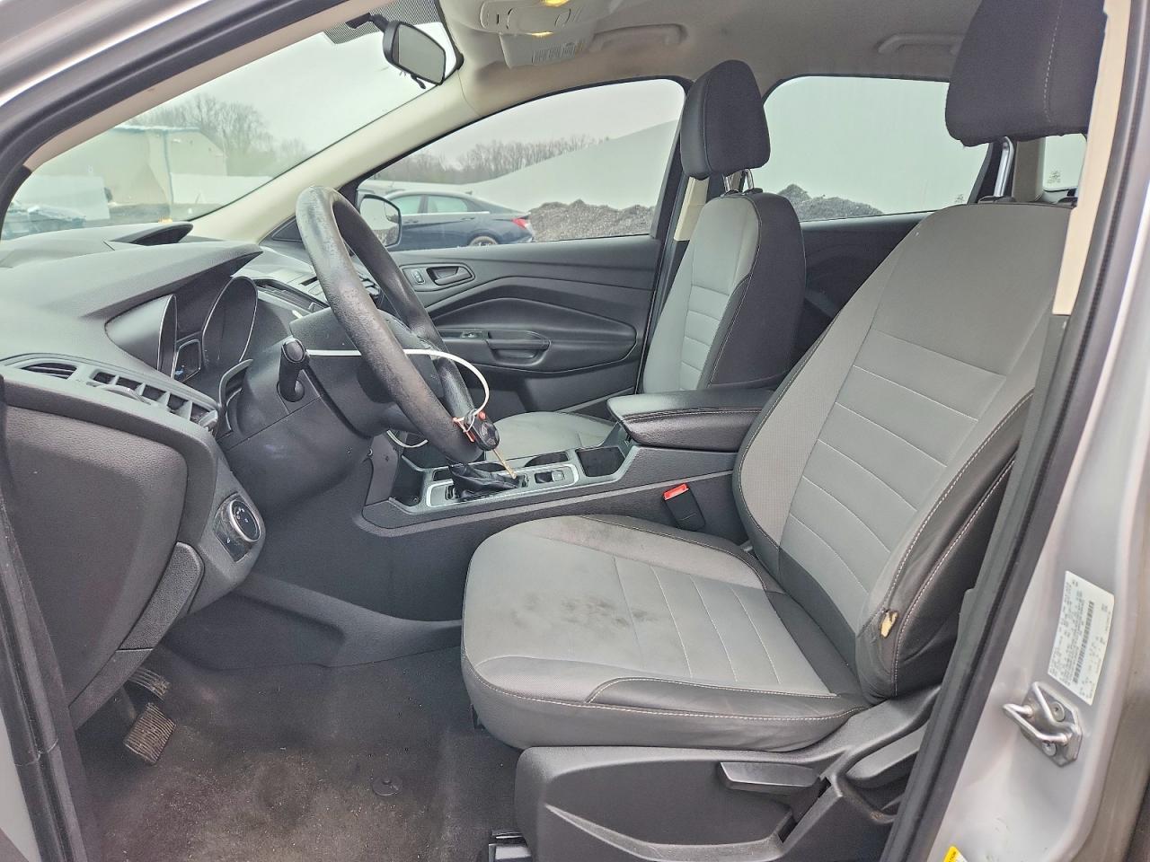 2017 Ford Escape S - Фото 7