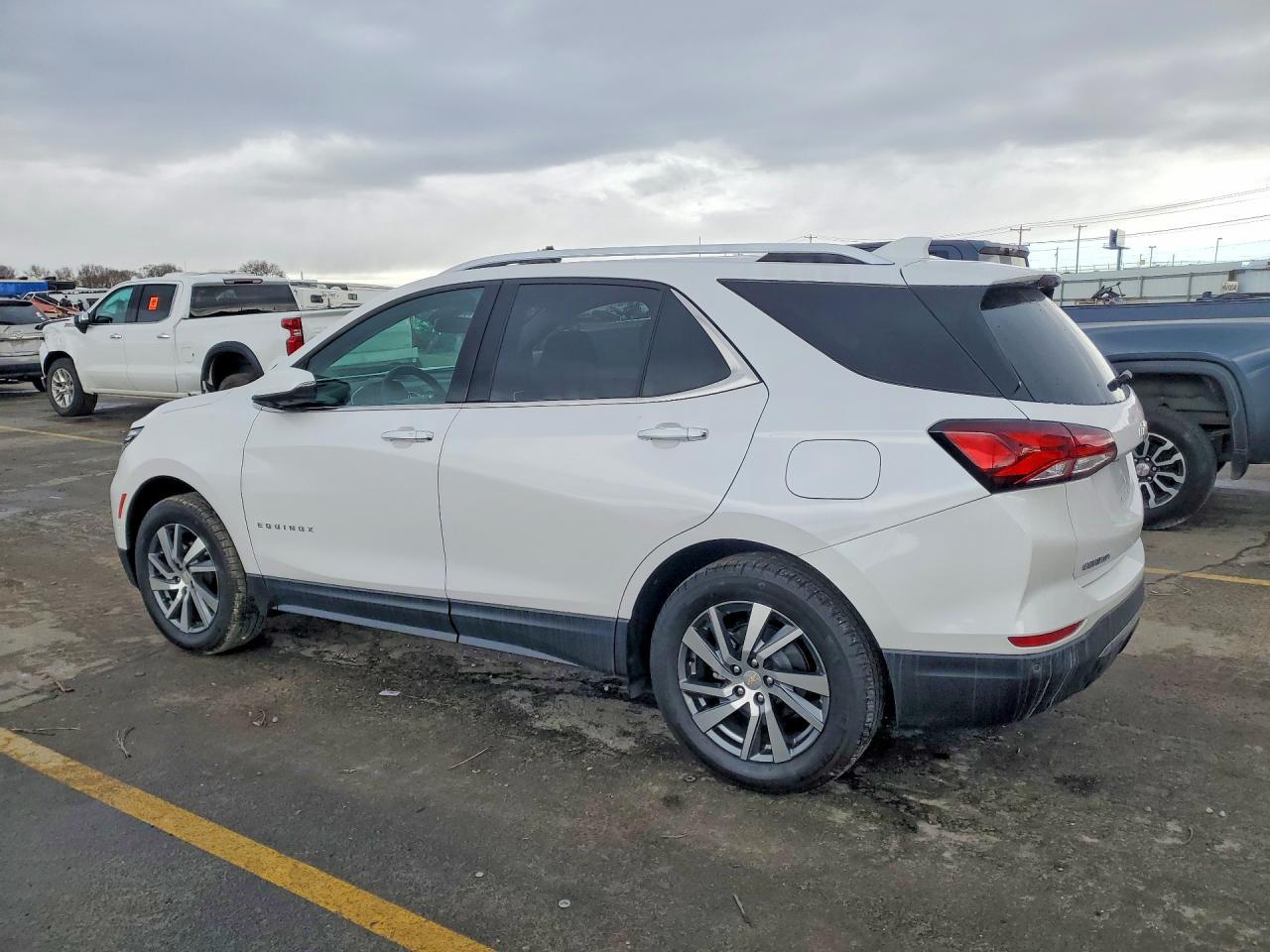 2024 Chevrolet Equinox Premier - Фото 2