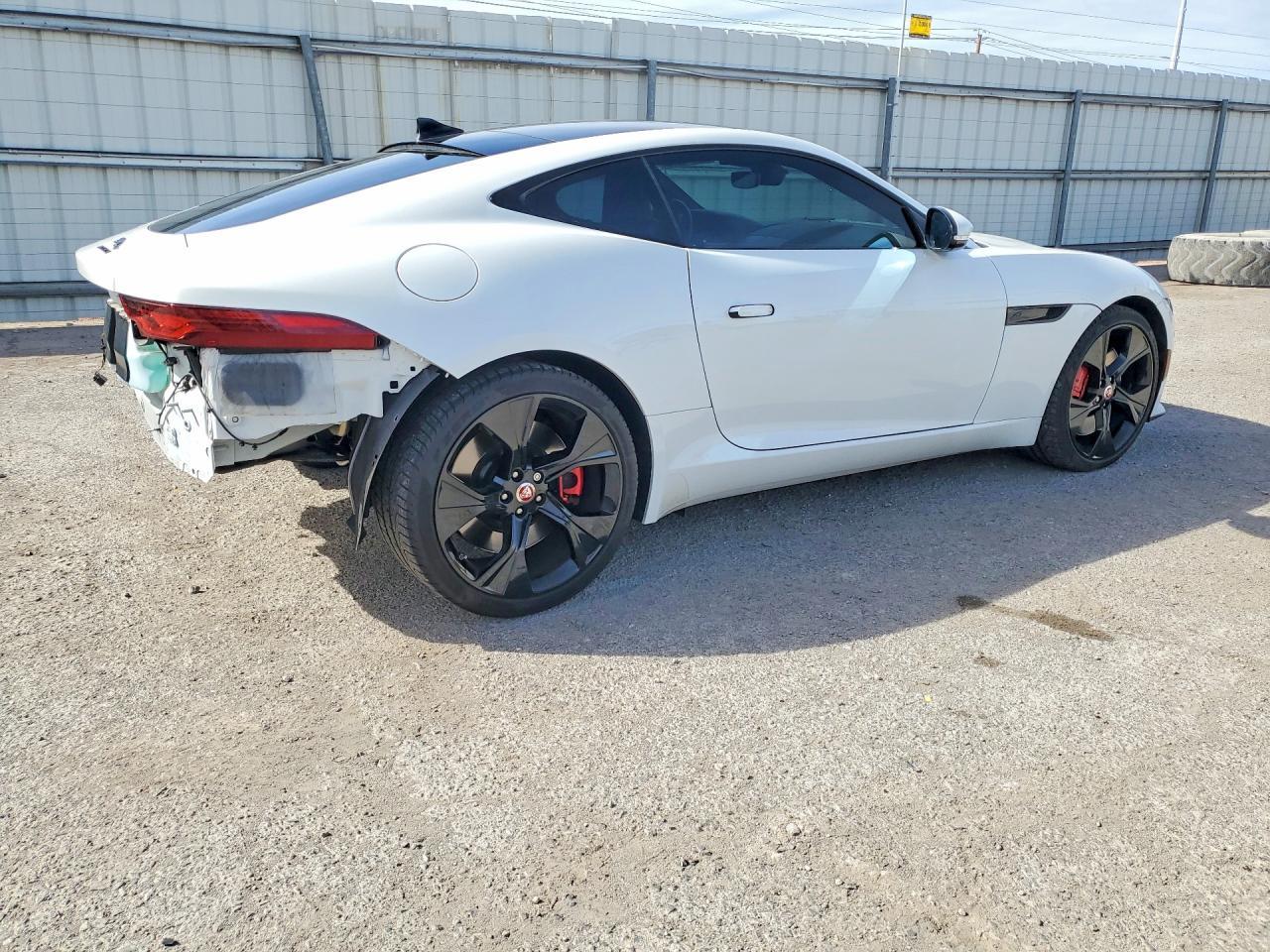 2022 Jaguar F-Type - Фото 3