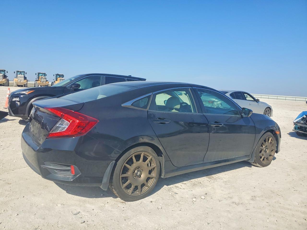 2018 Honda Civic Lx - Фото 3
