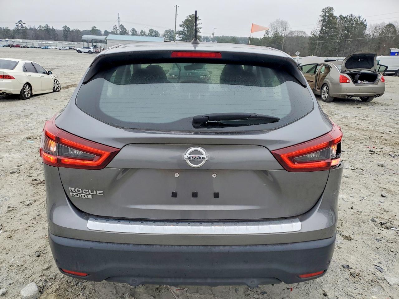 2020 Nissan Rogue Sport S - Фото 6
