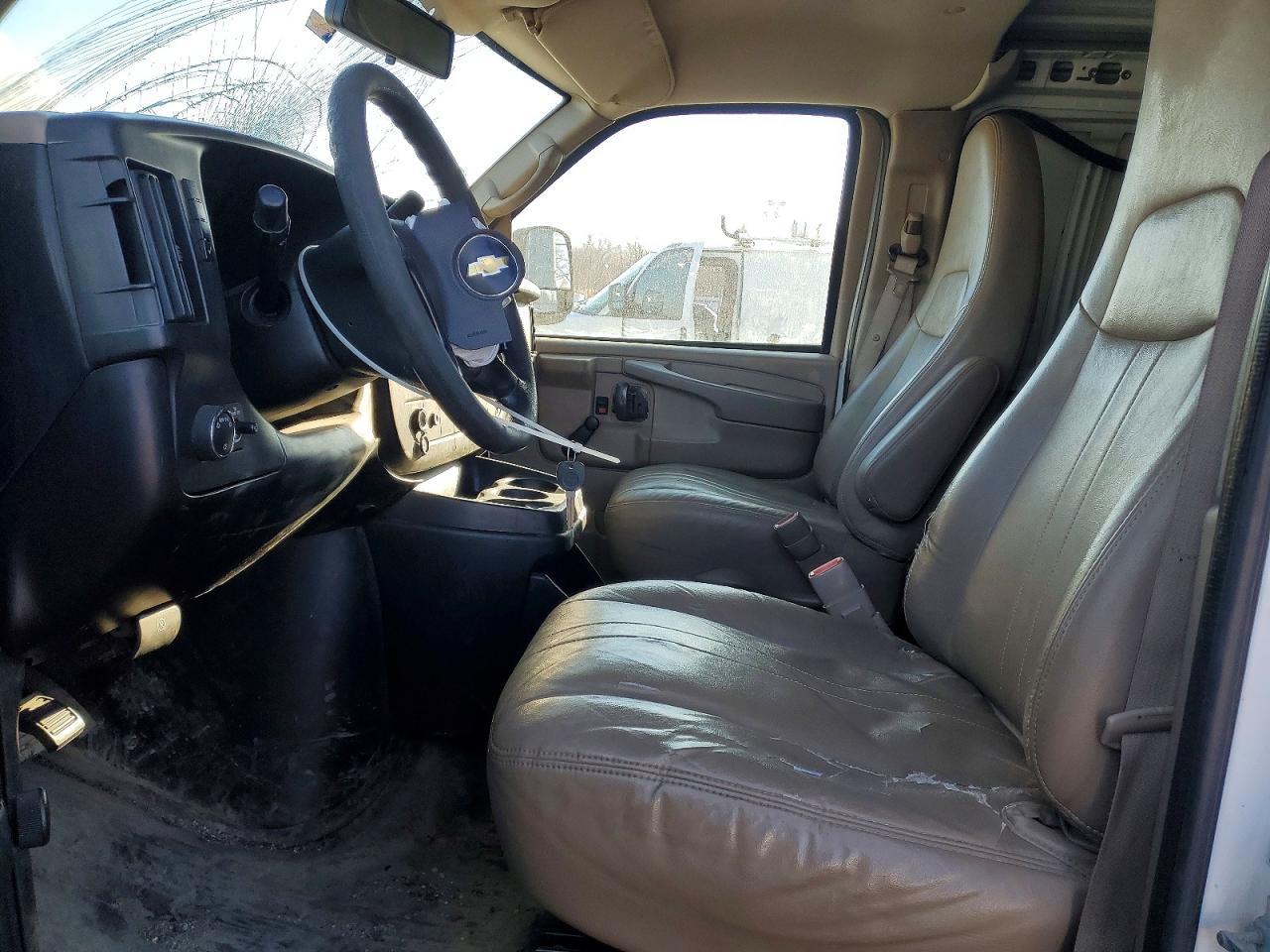 2013 Chevrolet Express G2500 - Фото 7
