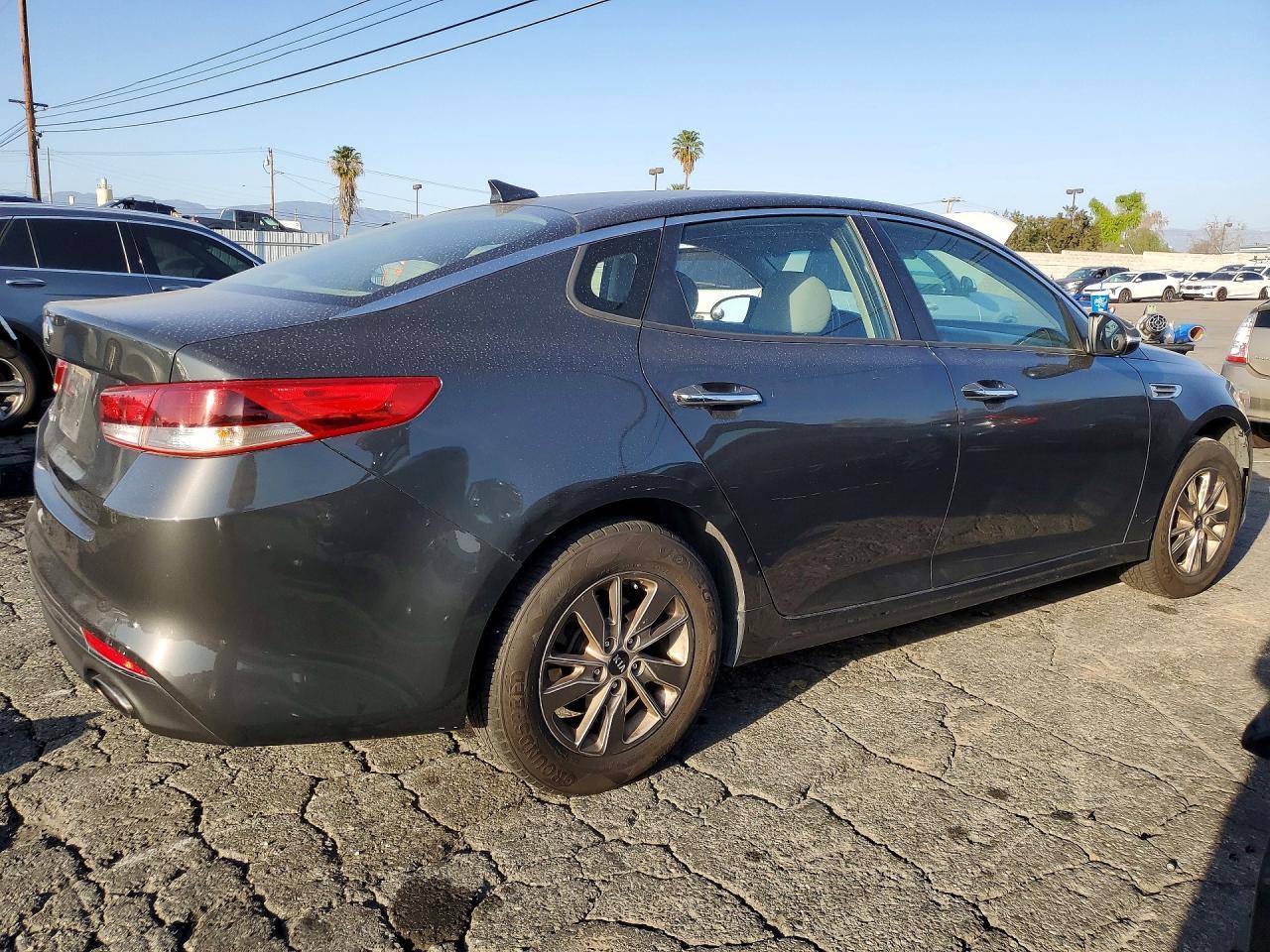 2016 Kia Optima Lx - Фото 3