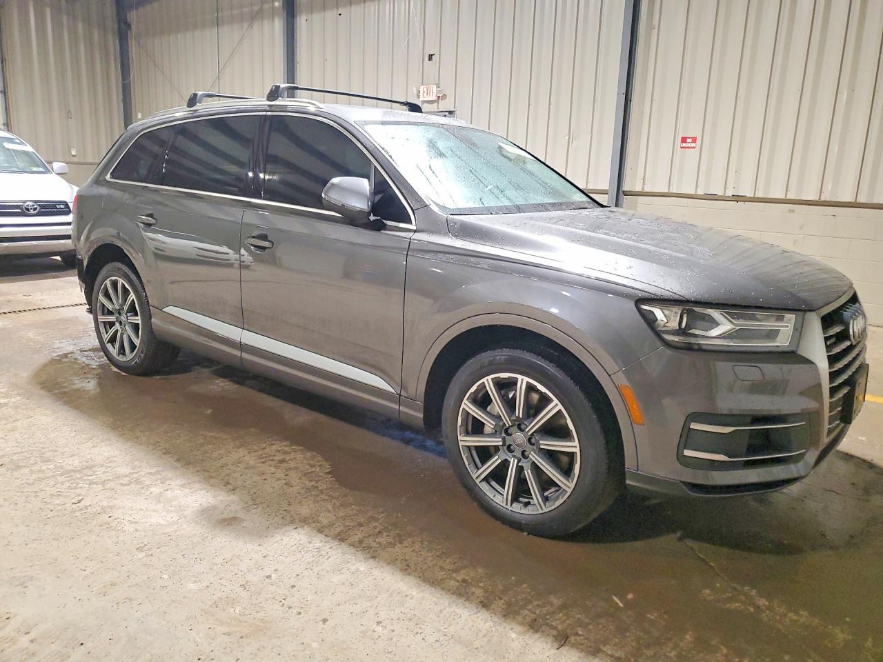 2018 Audi Q7 Premium Plus - Image 4