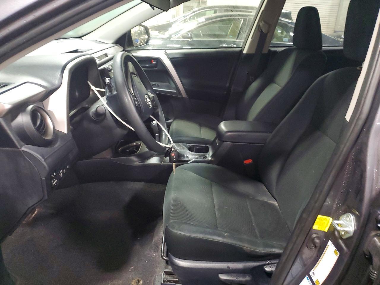 2017 Toyota Rav4 Le - Image 7
