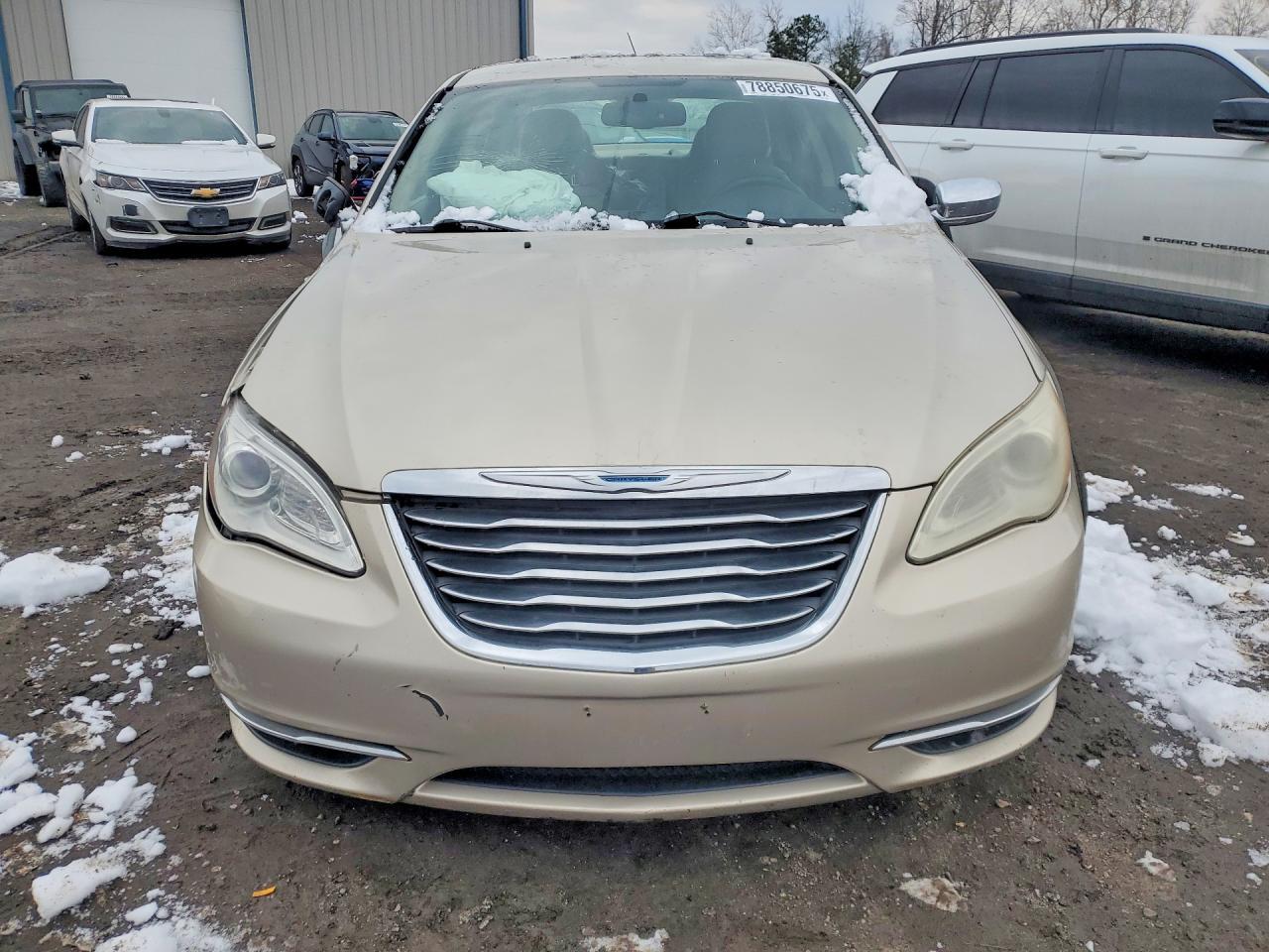2013 Chrysler 200 Limited - Image 5