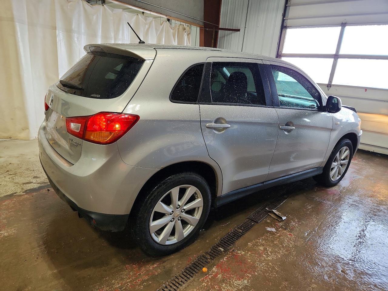 2015 Mitsubishi Outlander Sport Es - Фото 3