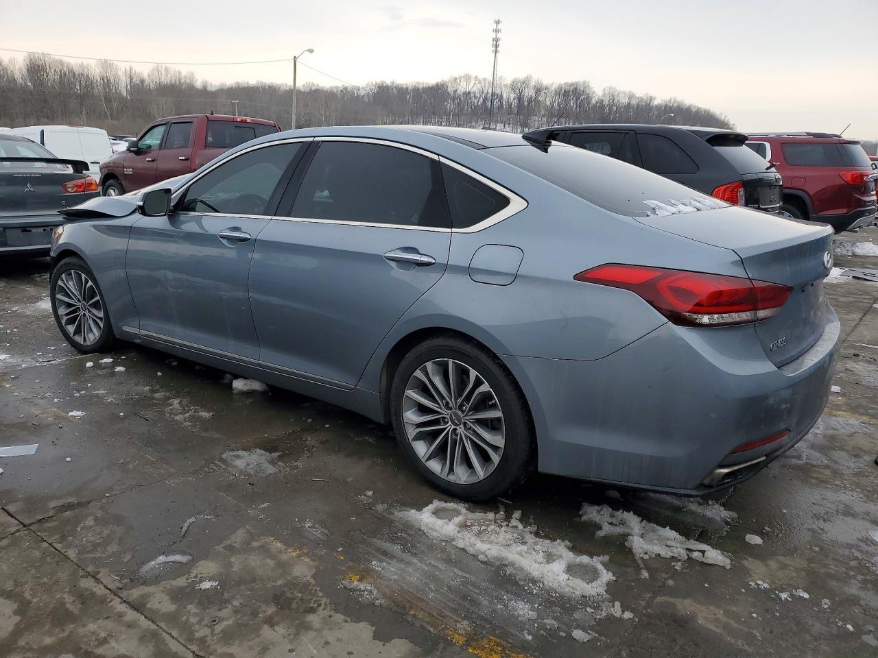 2016 Hyundai Genesis 3.8L - Фото 2