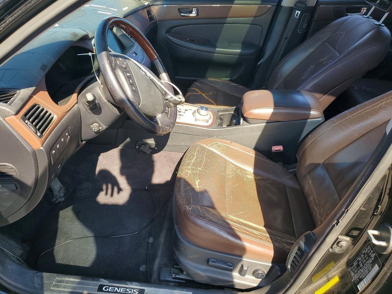 2011 Hyundai Genesis 4.6L - Фото 7