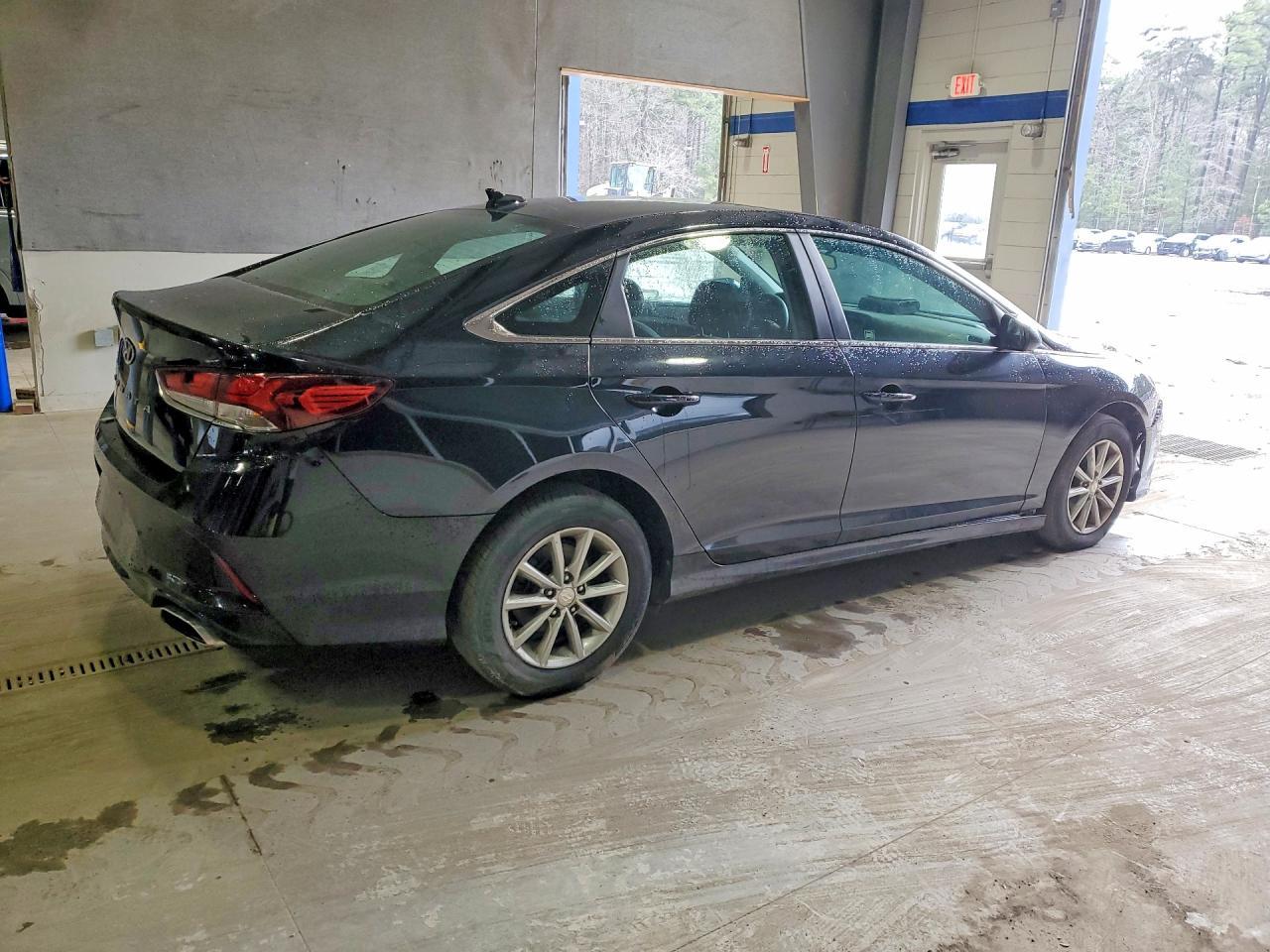 2018 Hyundai Sonata Se - Image 3