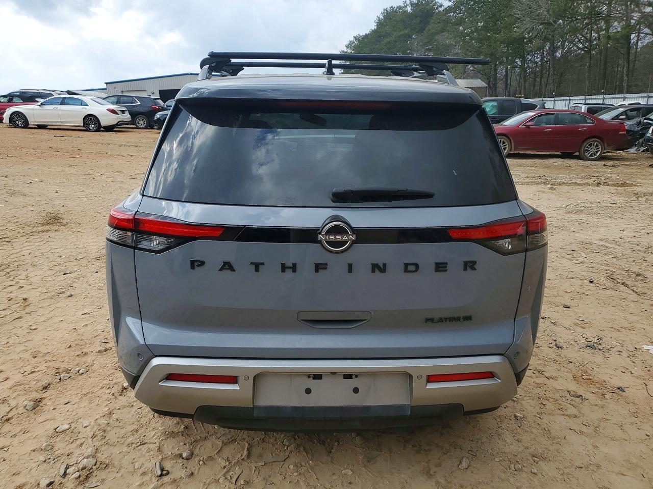 2022 Nissan Pathfinder Platinum - Фото 6