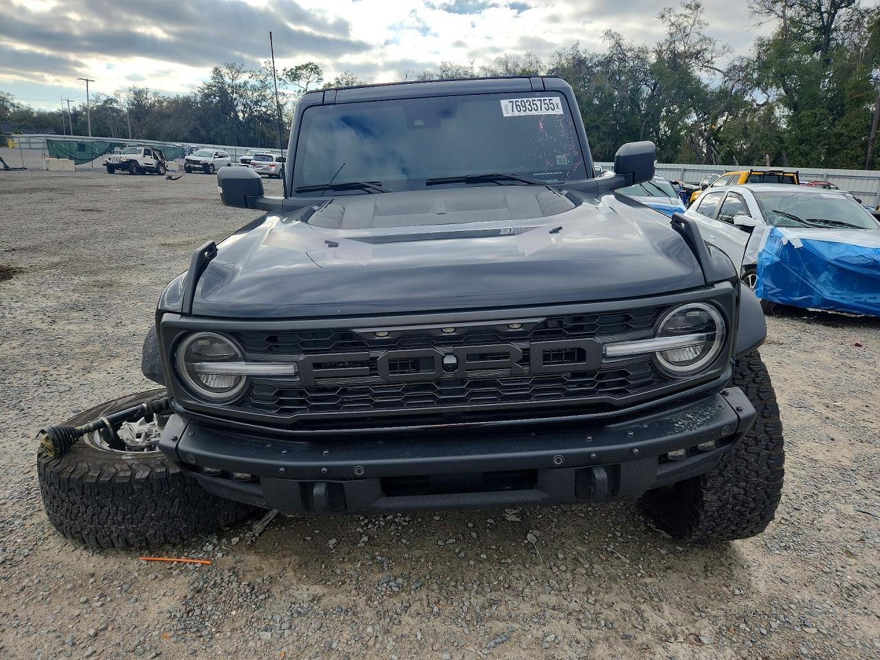 2023 Ford Bronco Raptor - Image 5