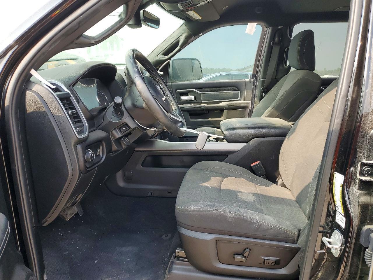 2022 Ram 2500 - Image 7