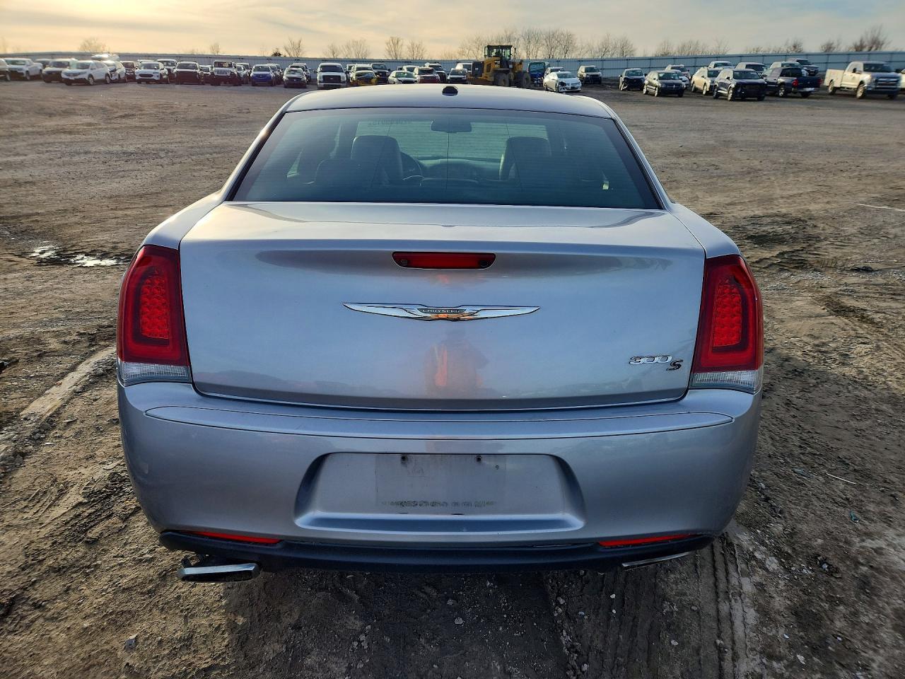 2017 Chrysler 300 S - Image 6