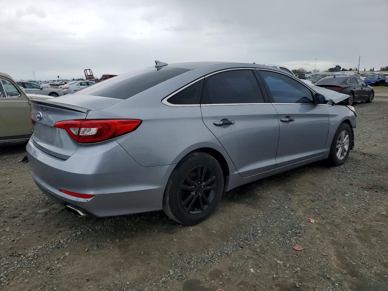 2015 Hyundai Sonata Se - Фото 3