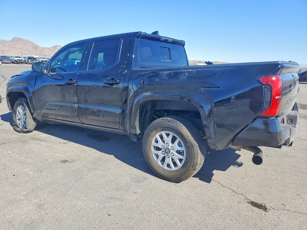 2025 Toyota Tacoma Sr5 - Фото 2