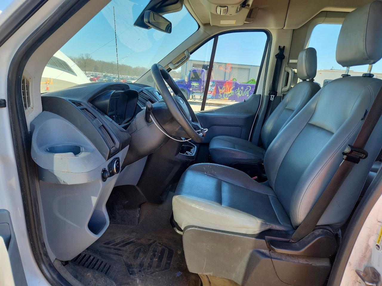 2017 Ford Transit T-350 - Image 7