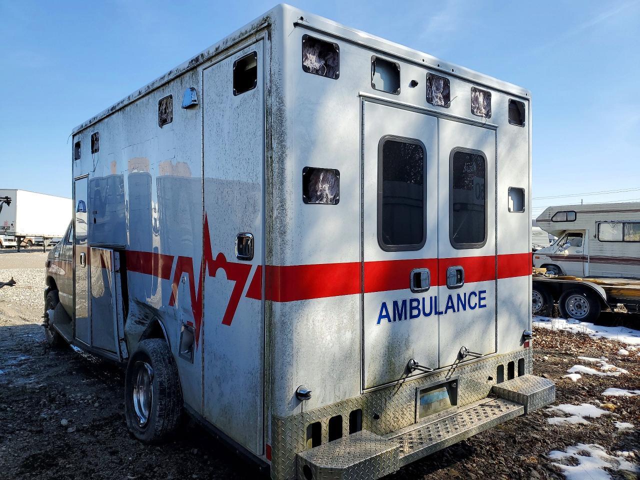 2021 Ford Econoline E350 Sd Ambulance - Image 2
