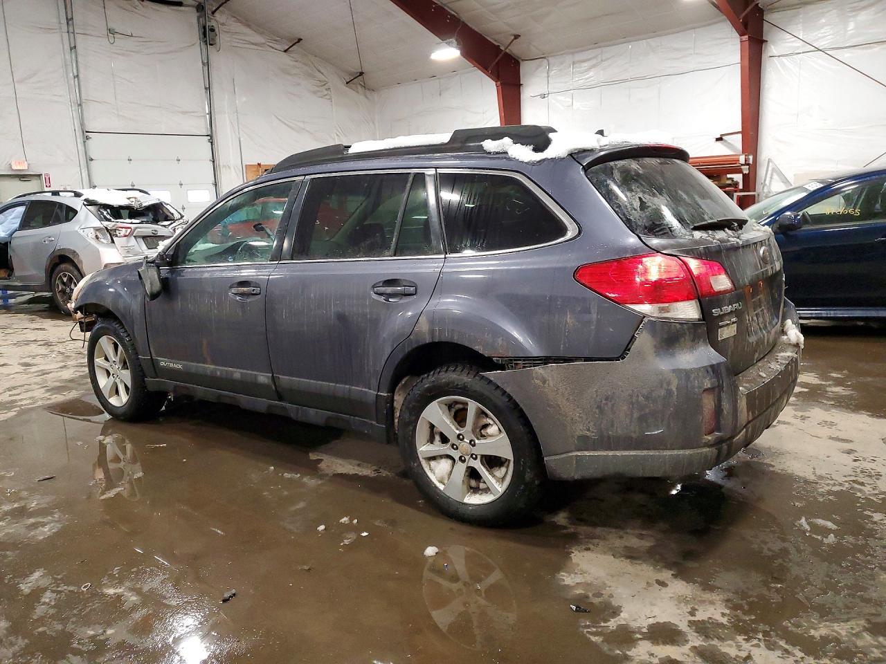 2014 Subaru Outback 2.5I Premium - Фото 2