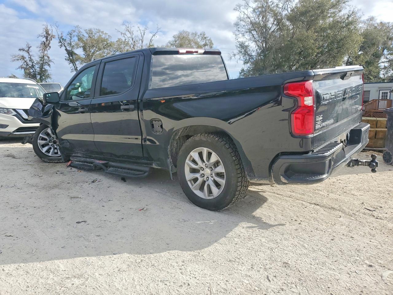2021 Chevrolet Silverado C1500 Custom - Image 2