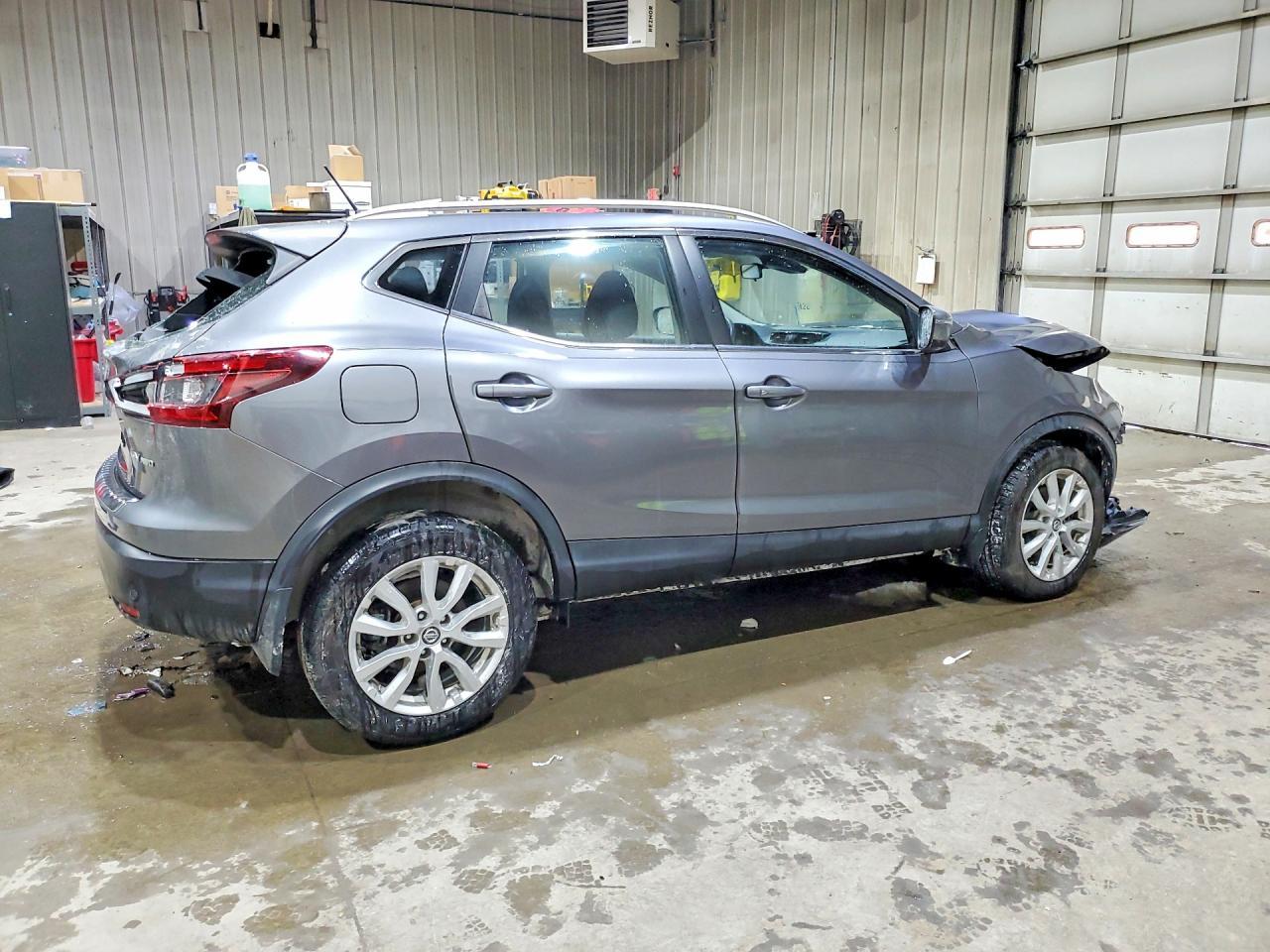 2022 Nissan Rogue Sport Sv - Image 3