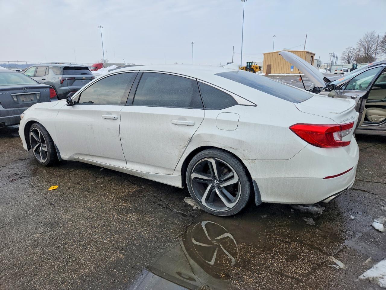 2018 Honda Accord Sport - Фото 2