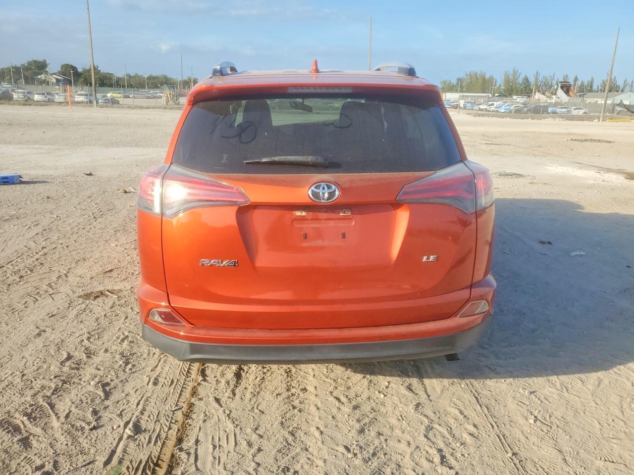 2016 Toyota Rav4 Le - Фото 6