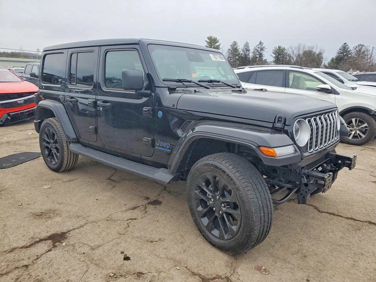 2025 Jeep Wrangler Sahara 4Xe - Фото 4