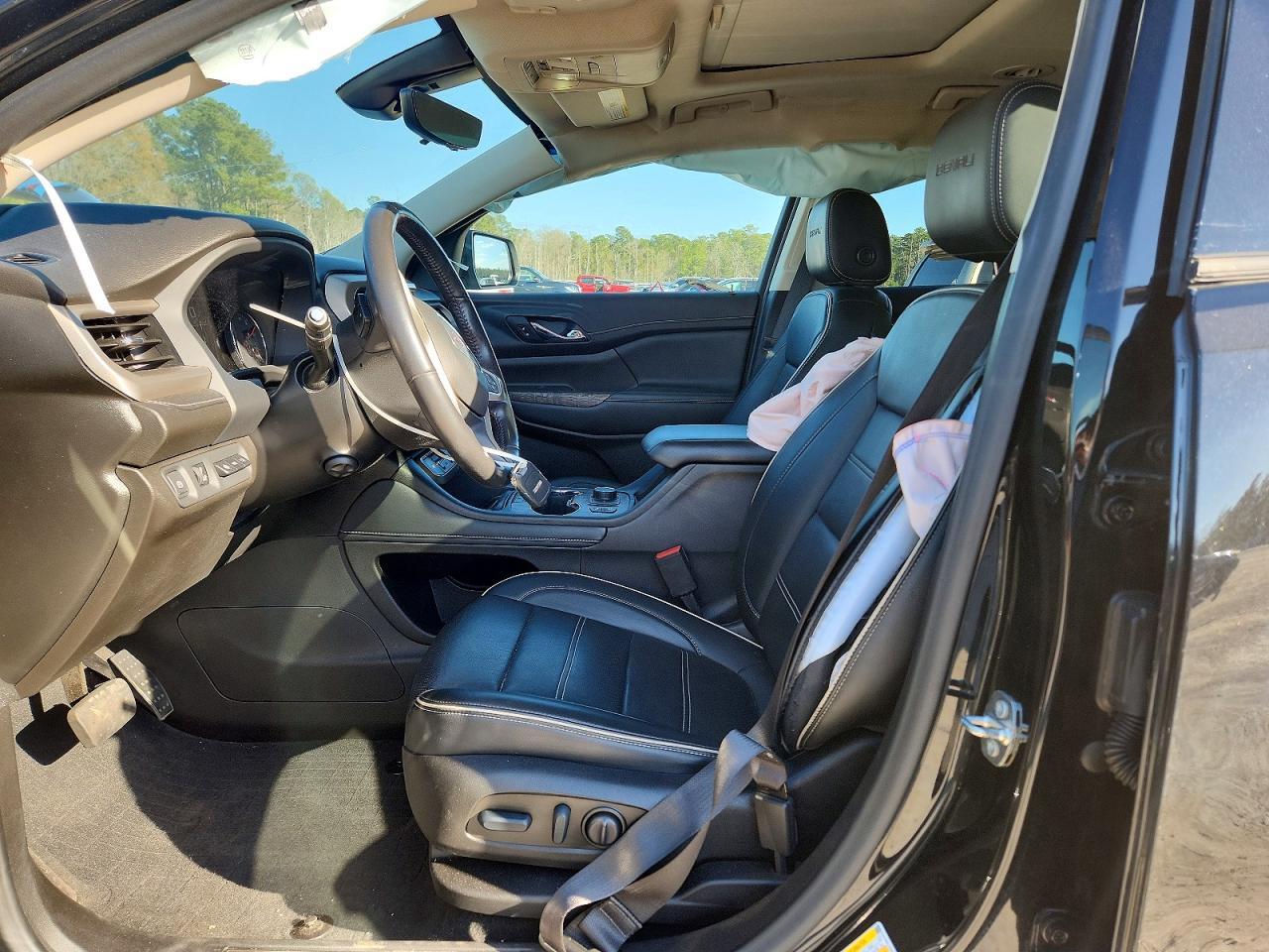 2022 GMC Acadia Denali - Image 7