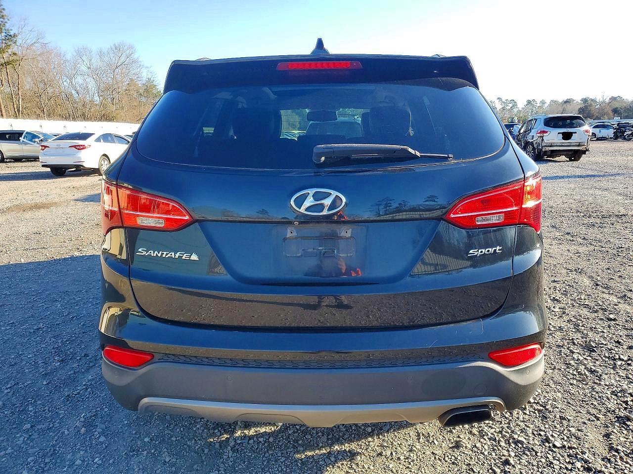 2016 Hyundai Santa Fe Sport 2.4L - Image 6