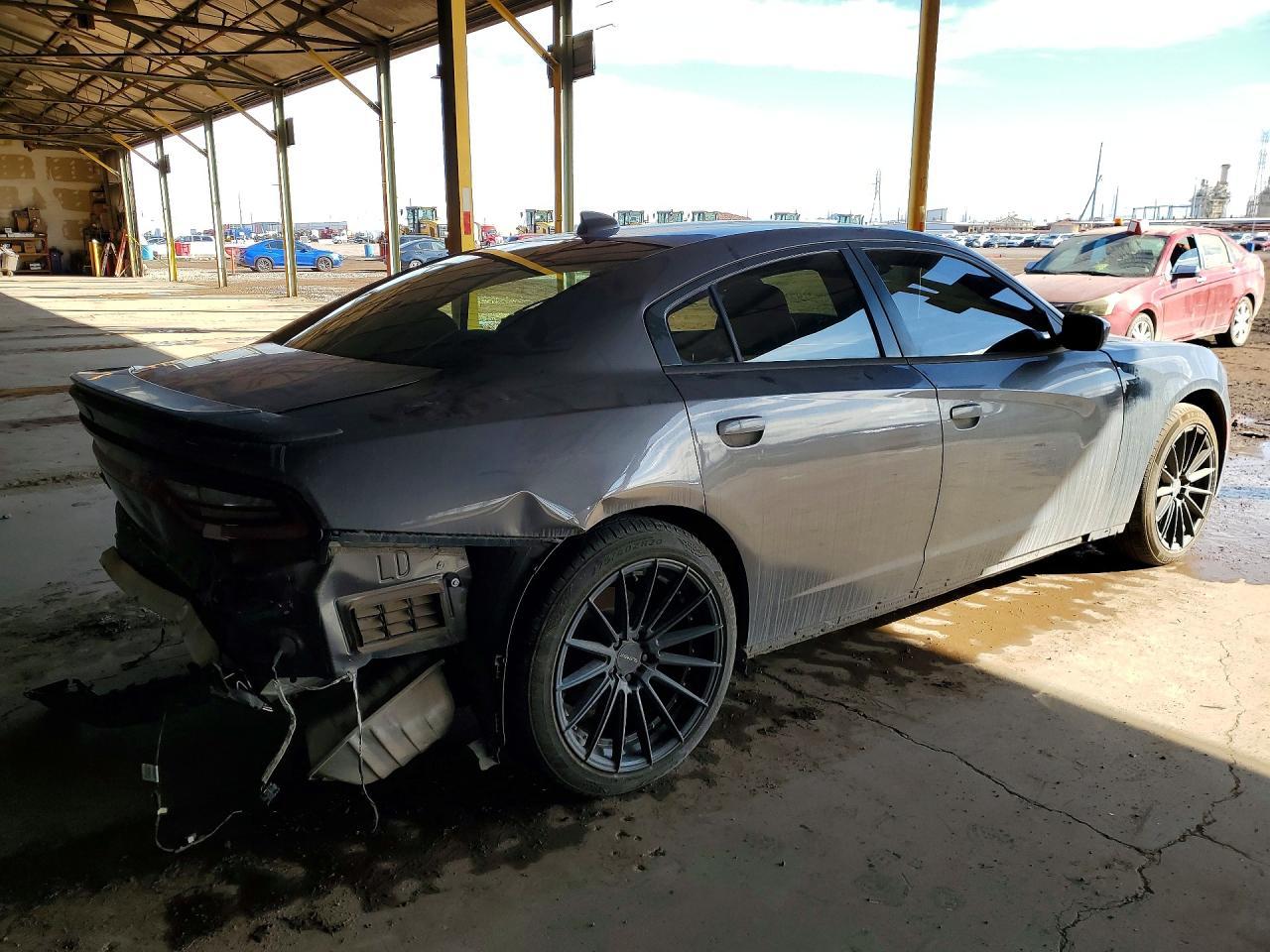 2016 Dodge Charger Sxt - Image 3