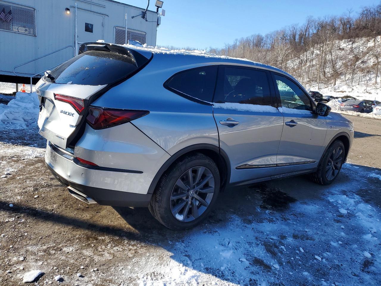 2025 Acura Mdx A-Spec - Image 3