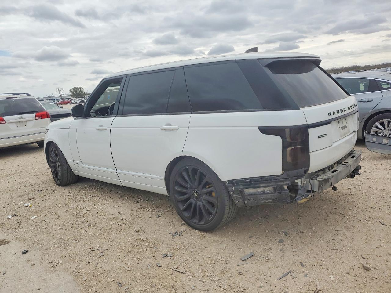2018 Land Rover Range Rover Supercharged - Фото 2