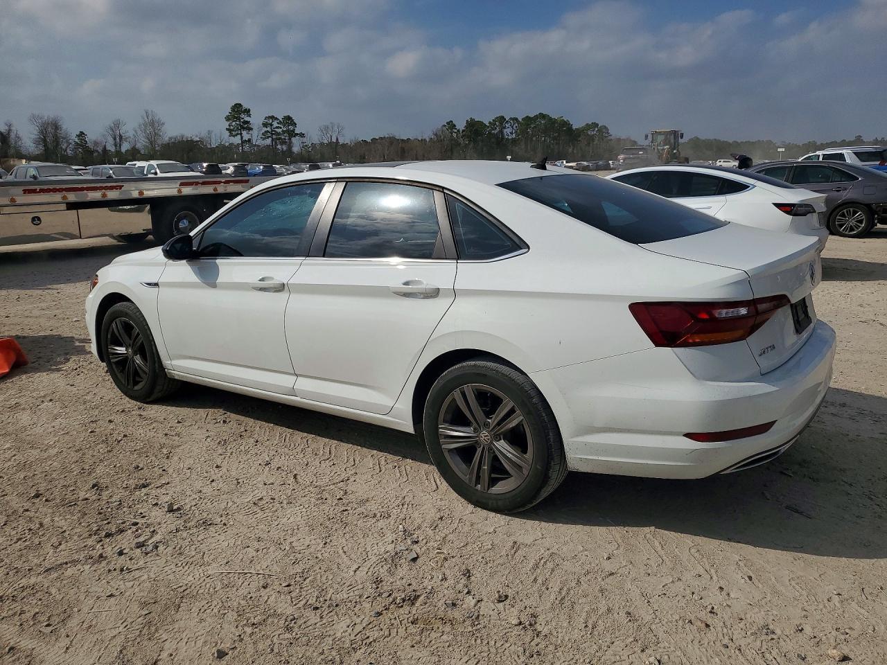 2019 Volkswagen Jetta S - Фото 2
