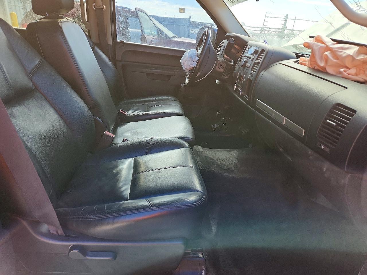 2011 Chevrolet Silverado K1500 Lt - Image 7