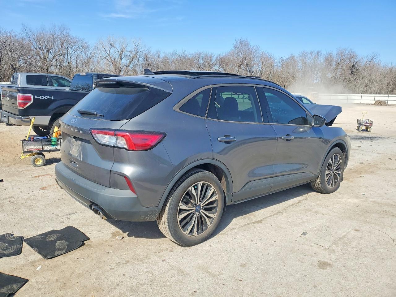 2021 Ford Escape Se - Фото 3