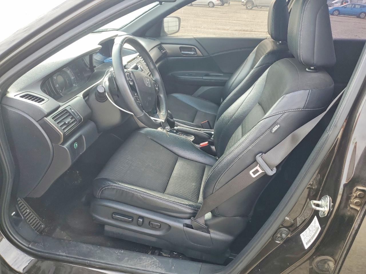 2017 Honda Accord Sport - Image 7