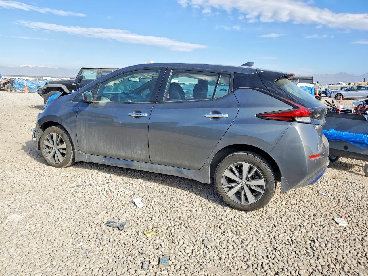 2022 Nissan Leaf S Plus - Фото 2
